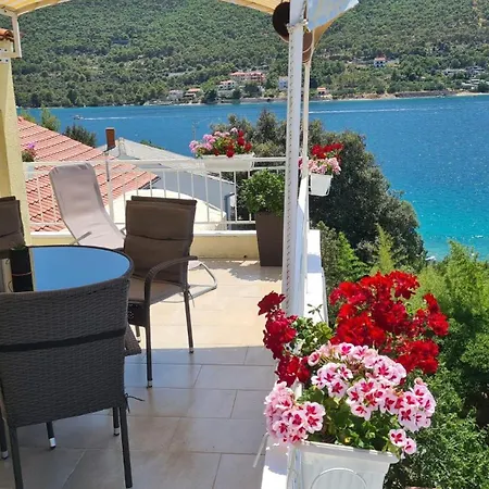 Dd Grubisic Apartamento *