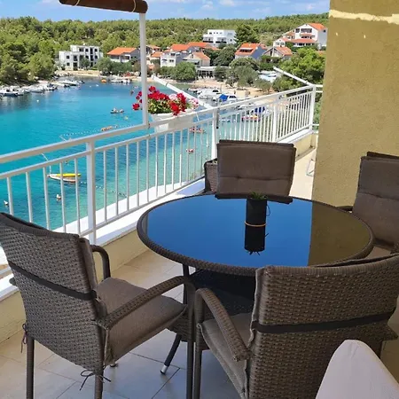 Dd Grubisic Apartamento Grebaštica